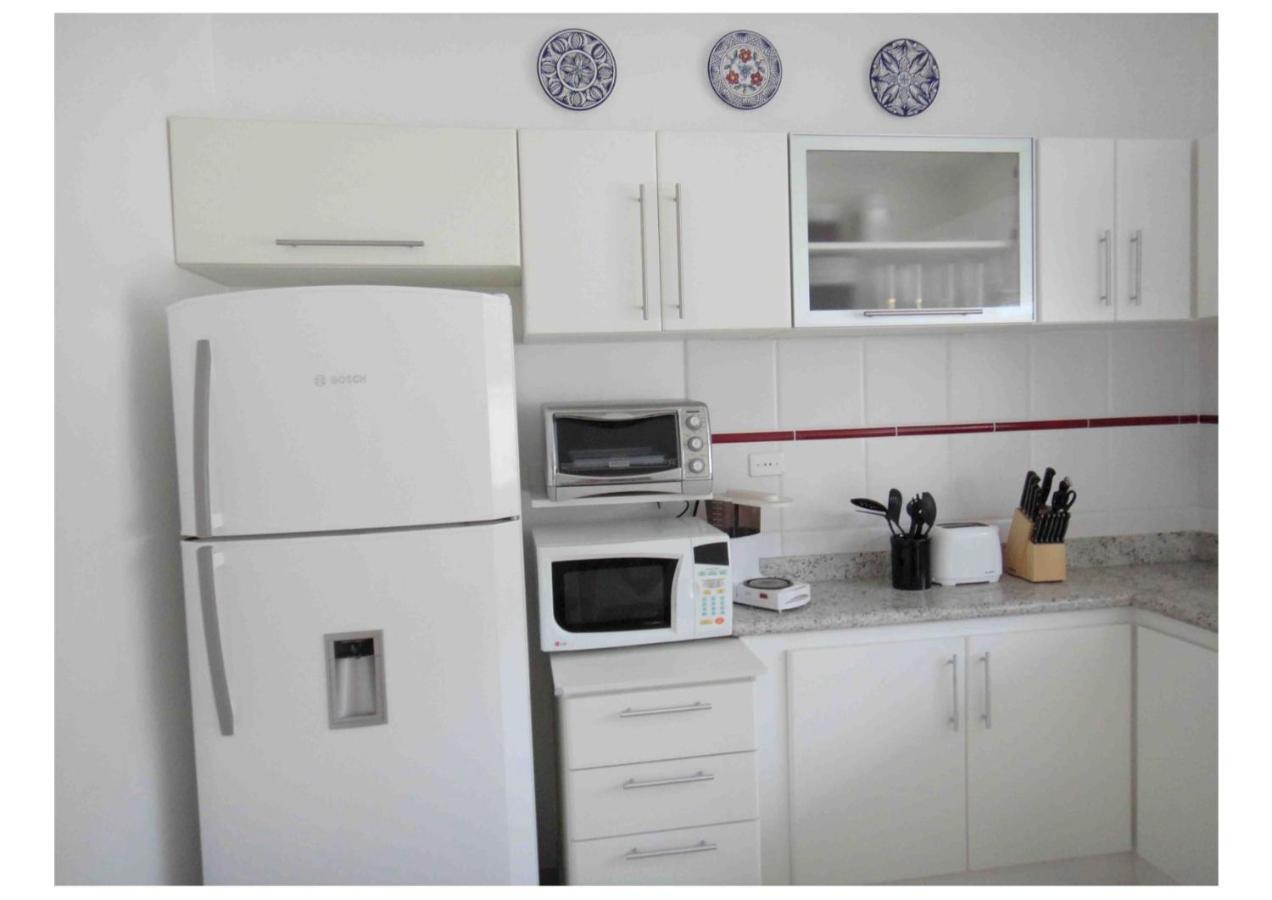 Guaruja, Apartamento A 100 Metros Da Praia Da Enseada. Dış mekan fotoğraf
